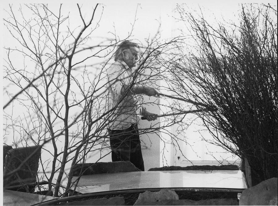 6. Mario Merz, 1982, Kassel, Documenta, photo Nand