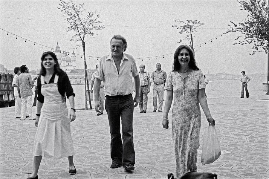 9. Beatrice, Mario and Marisa Merz at the 37th Bie