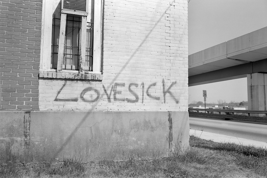 13 &#169; Mark Steinmetz