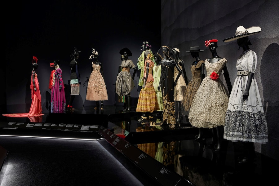 V&amp;A_Christian Dior Designer of Dreams exhibition_T