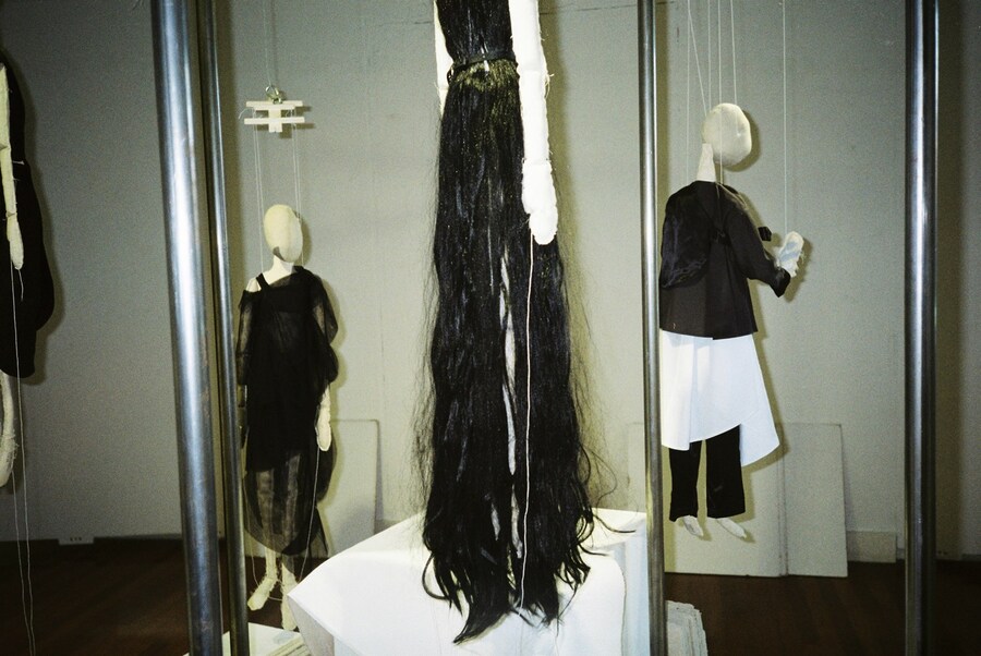 Phoebe English: Inanimate, Animate exhibition London 2019