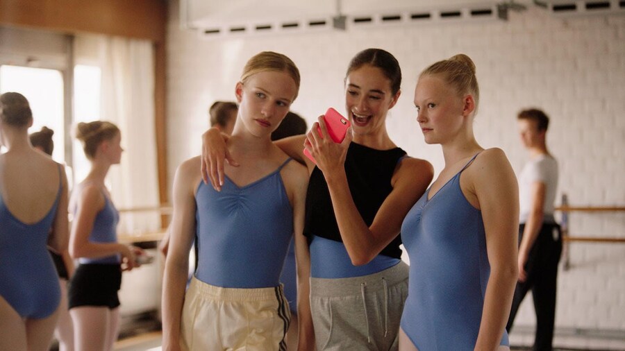 Girl 2018 Lukas Dhont Nora Monsecour