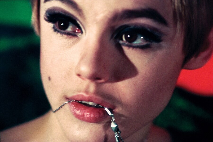 ‘Edie Sedgwick with Chain’, 1966.