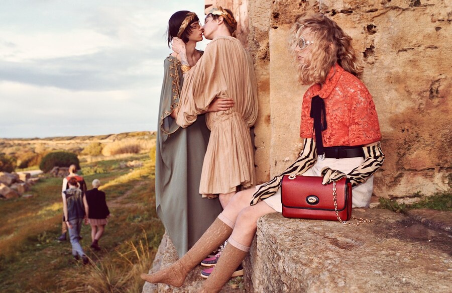 GU623_PF19 CAMPAIGN_DPS_MASTER_PR_CROP_300dpi_012