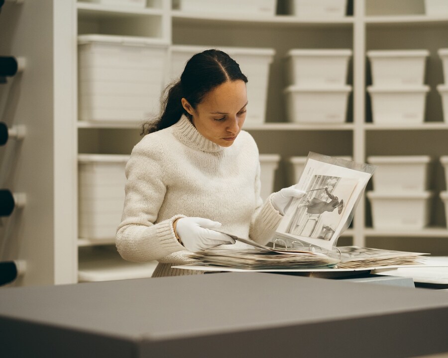 DIOR_READY-TO-WEAR_CRUISE-2020_VISITE-GRACE-WALES-