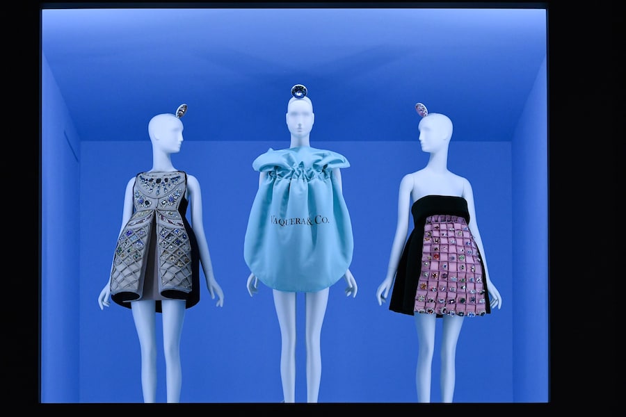 11. GalleryView,ThePsychopathologyofAffluence