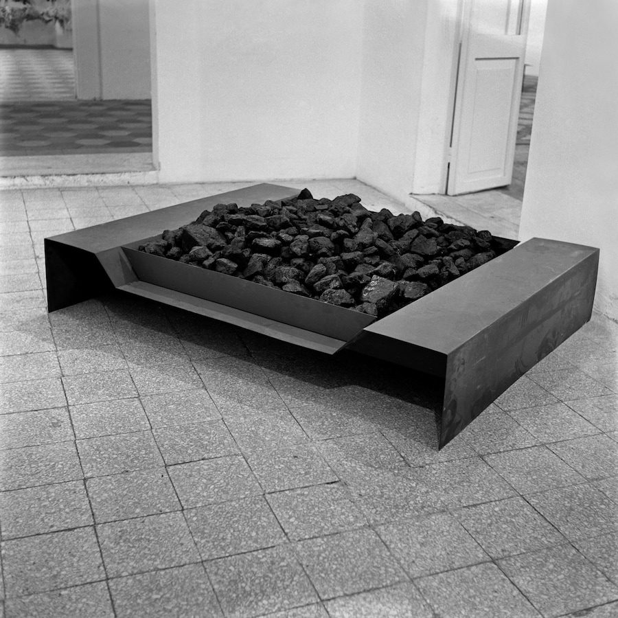 02 Jannis Kounellis, Senza titolo, 1967. Foto Clau