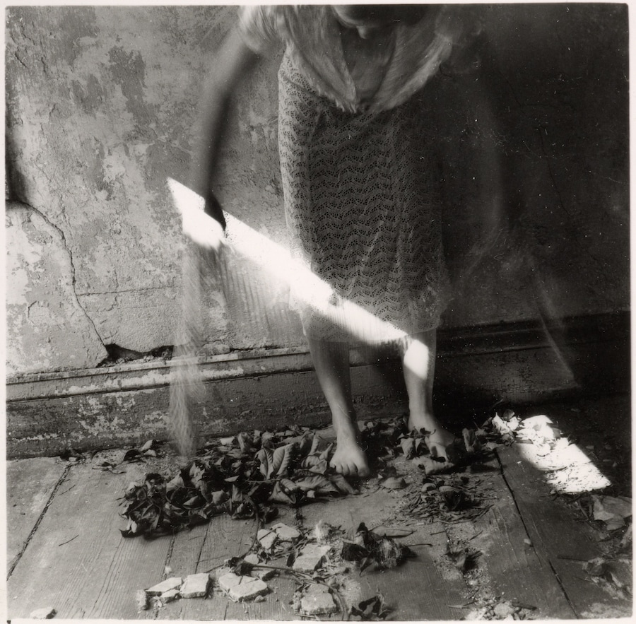 Francesca Woodman, Untitled, 1975-80 Artist Rooms