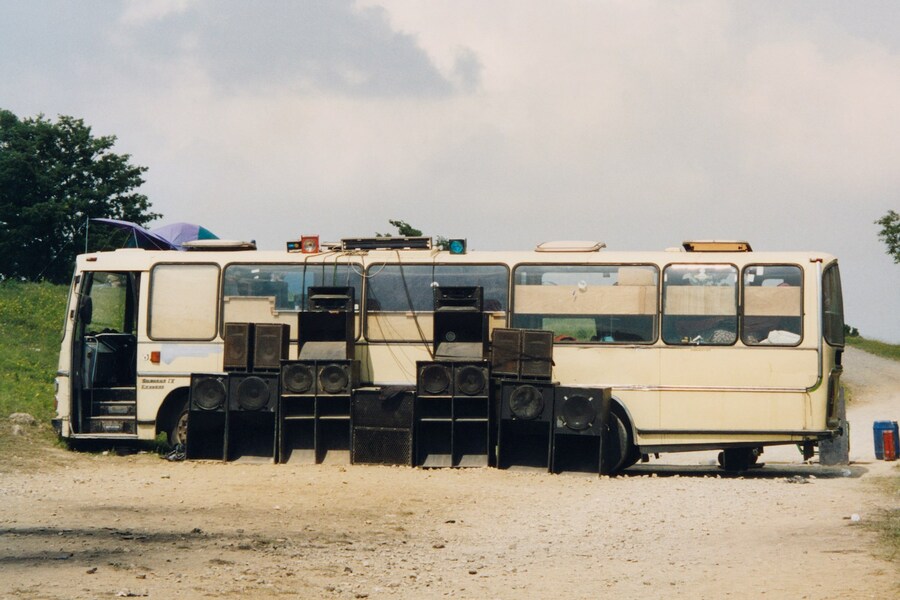 Sweet Harmony Vinca Petersen Saatchi Gallery Rave