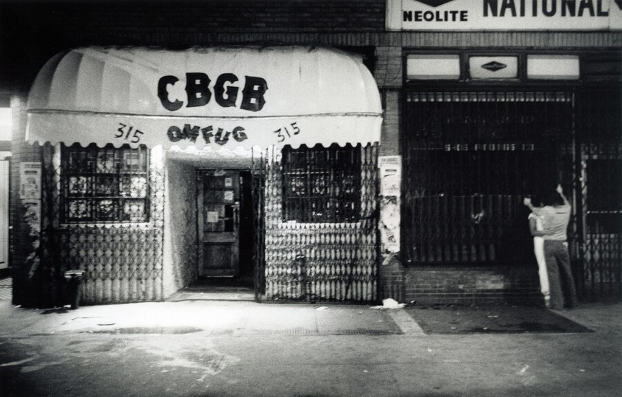 CBGB_bowery77_cbgb005H_godlis