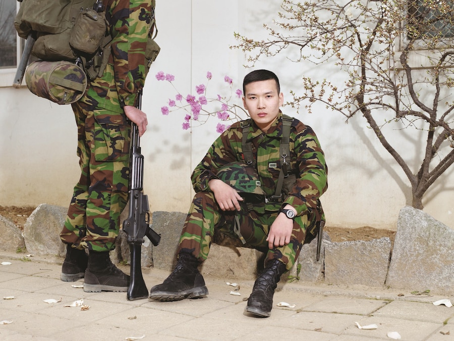 Heinkuhn Oh North South Korea border DMZ soldiers men