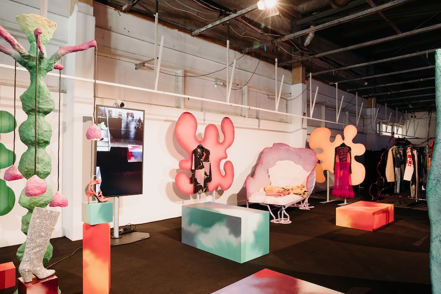 samuelsmelty_brownsfashion_berlinpopup_setup-9476