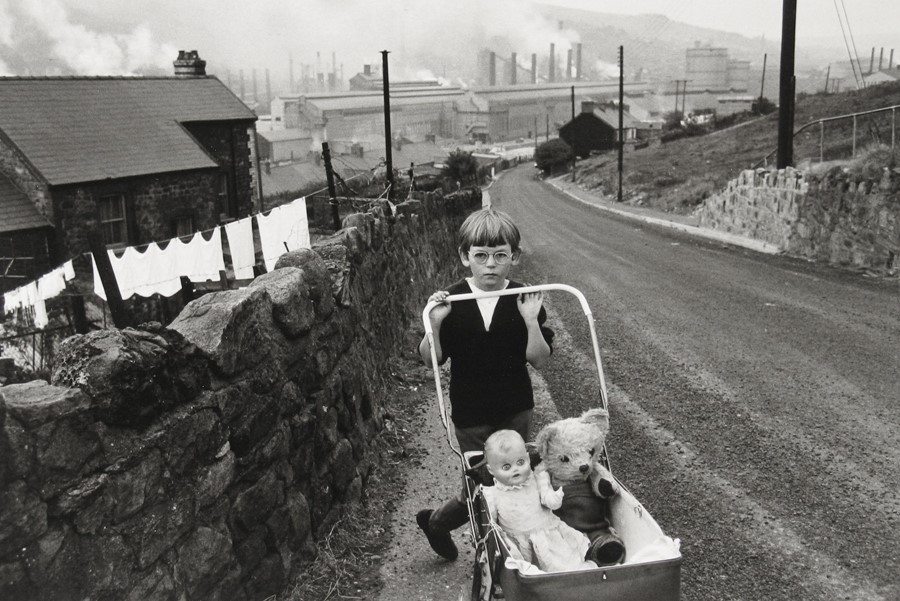 Bruce Davidson Street Photography Britain 1960s