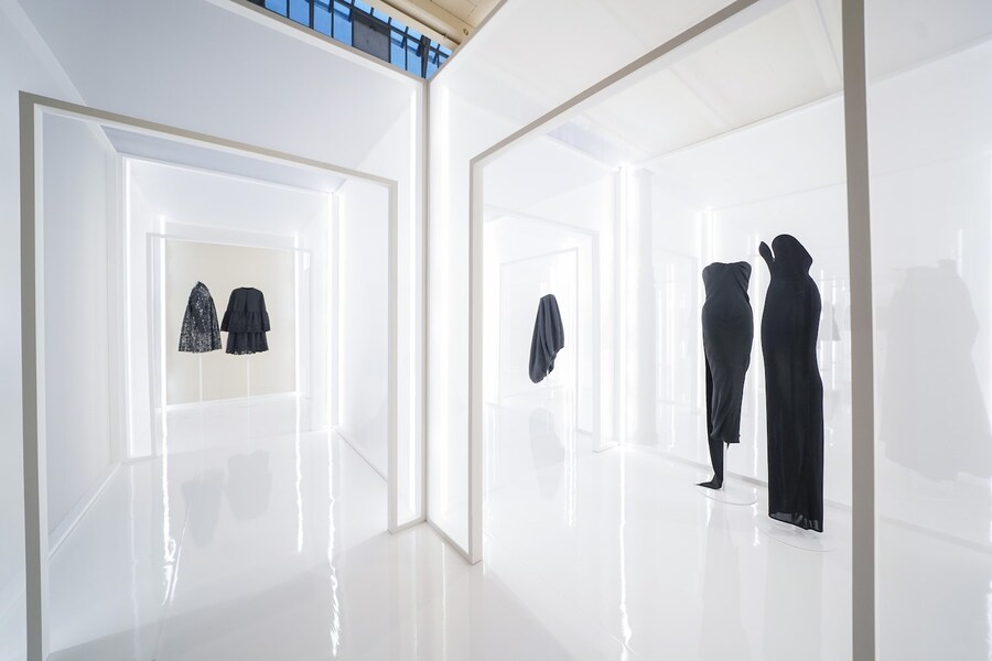 Alaia Balenciaga Sculptors of Form Exhibition Paris