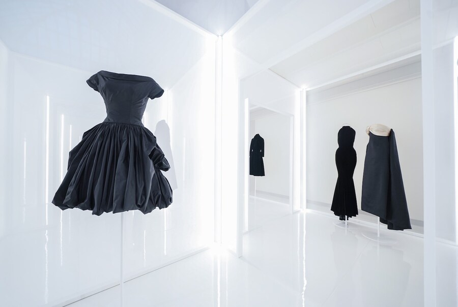 Alaia Balenciaga Sculptors of Form Exhibition Paris