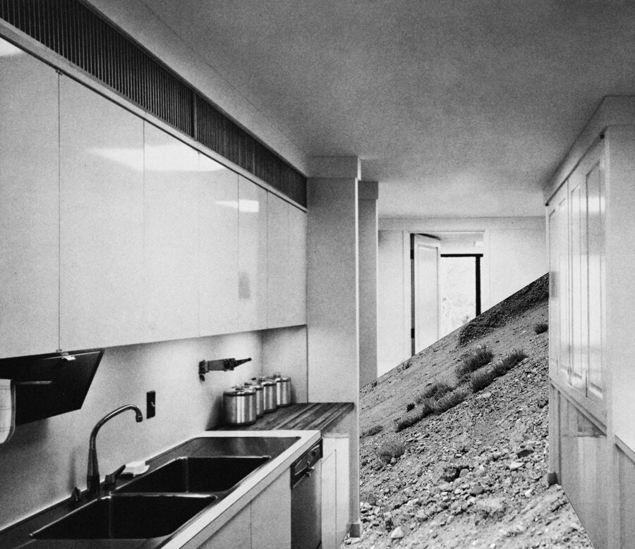 Yael Burstein, Kitchen, 2007