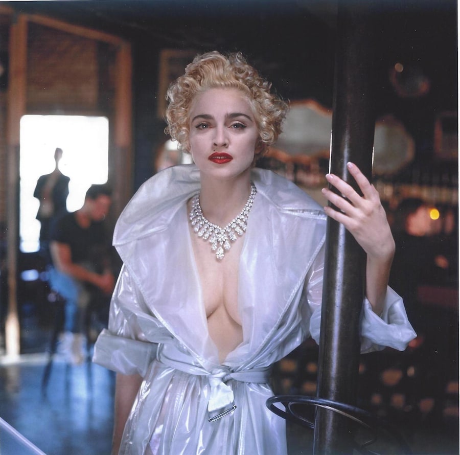 10_Helmut Newton_Madonna_Vanity Fair_1990_copyrigh