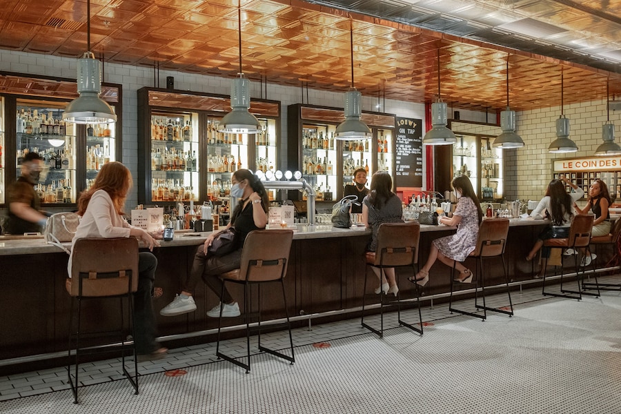 Loewy Jakarta Indonesia restaurant bar