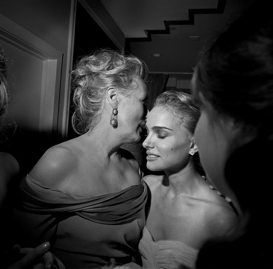 6_Larry Fink_The Vanities, Meryl Streep and Natali