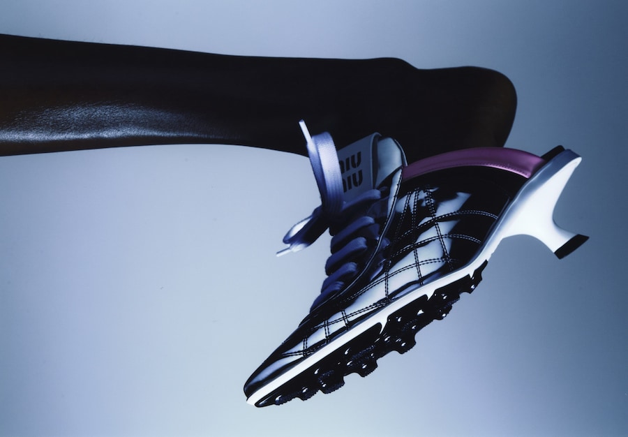 8. AN40_AnotherLoves_18_150dpi