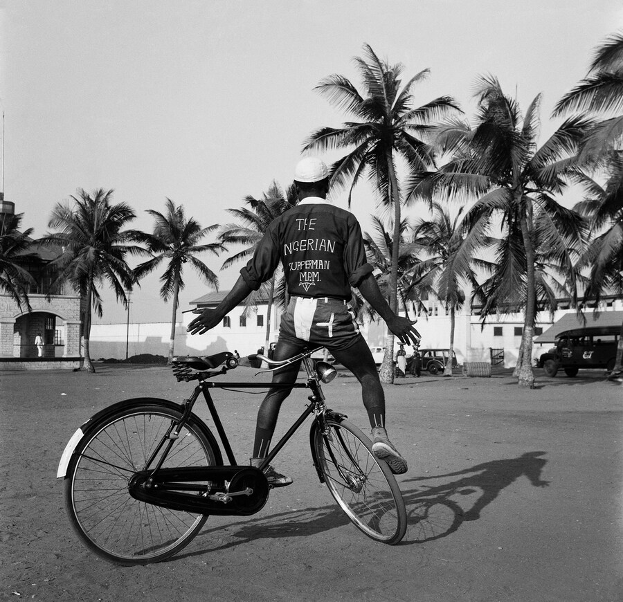 web Nigerian Superman, Old Polo Ground, Mantse Agb
