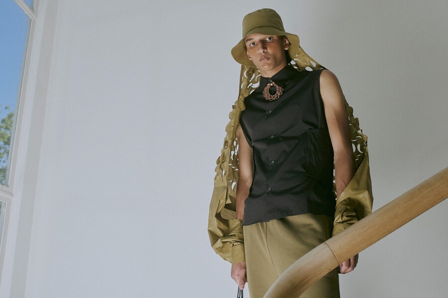 Zohra Rahman for Qasimi