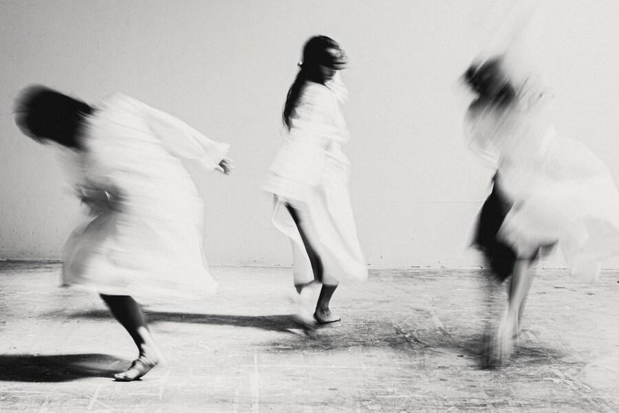 Photography by Paul Phung dance