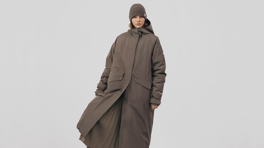 4 MONCLER HYKE_GENIUS 2021_EDITORIAL STILLS_EDITOR