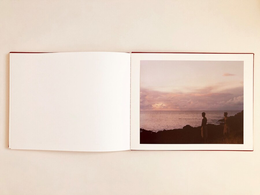 Sean and Seng, Eyes That Look at the Sky