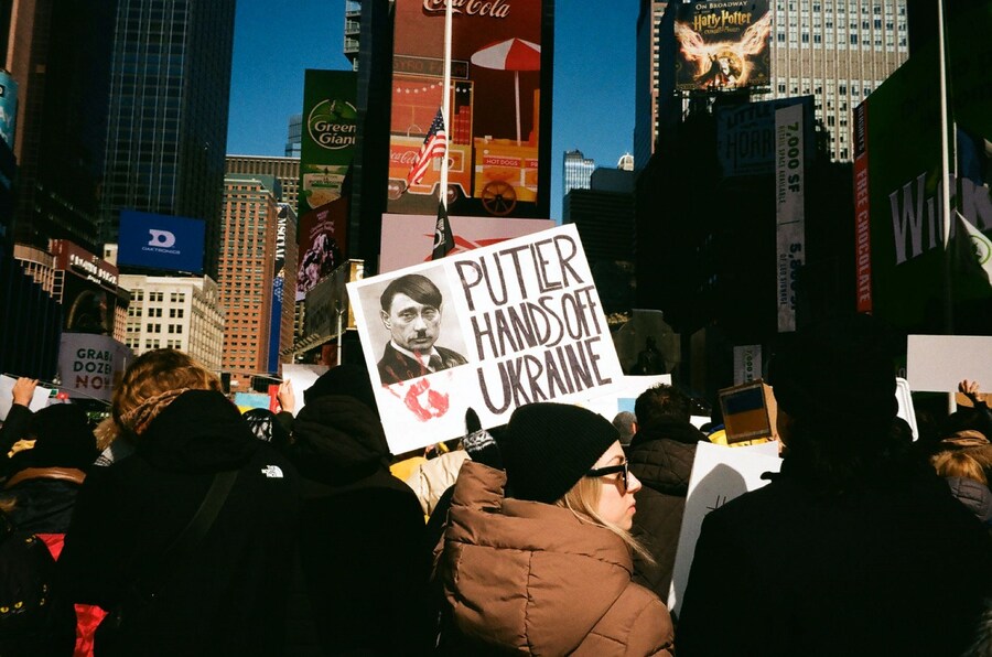 New Yorkers Protest Against The War in Ukraine
