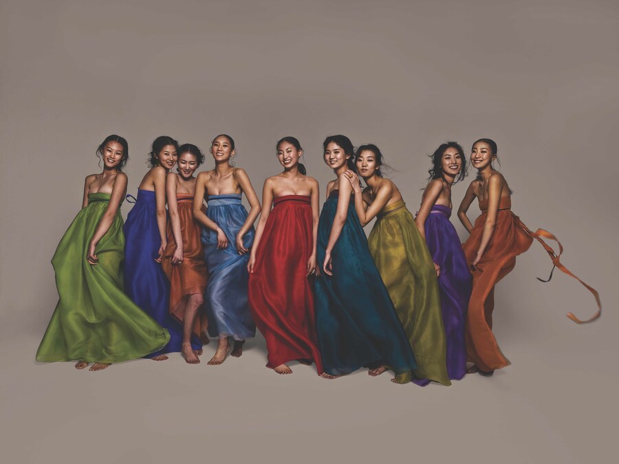 Lee Young-Hee, Wind Dresses, 1994. Photo Kim Jung