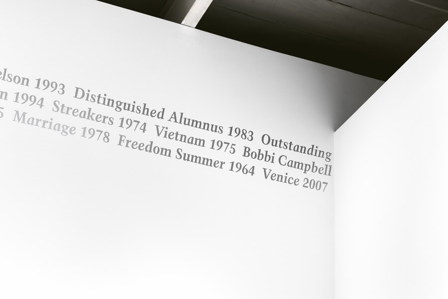 Felix Gonzalez-Torres at David Zwirner