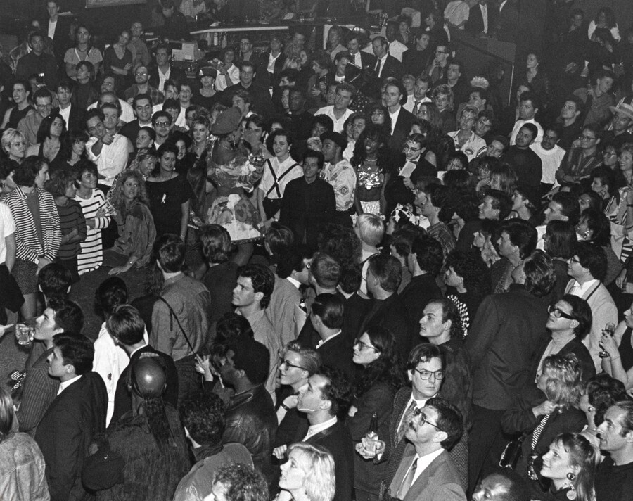 1980erXXbwcrowd