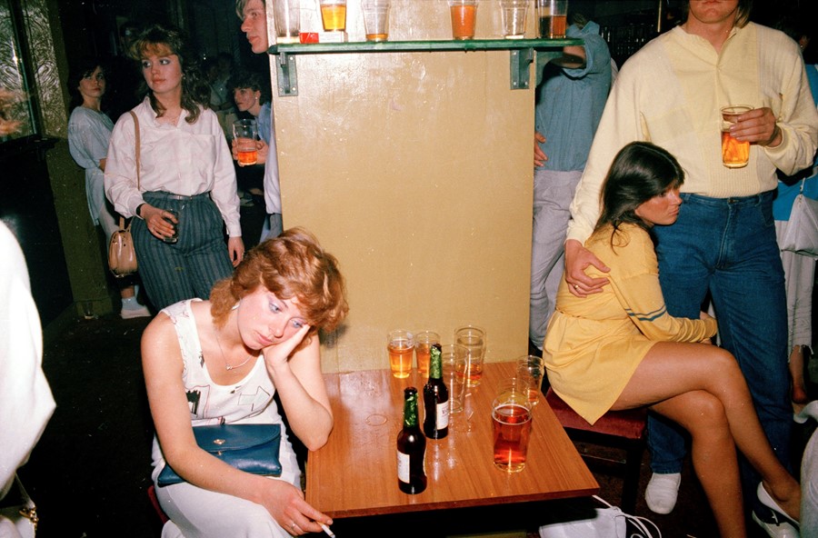 Tired drink picture, 1986