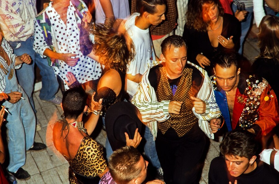 Ibiza 89 Amnesia Boy George on Dancefloor