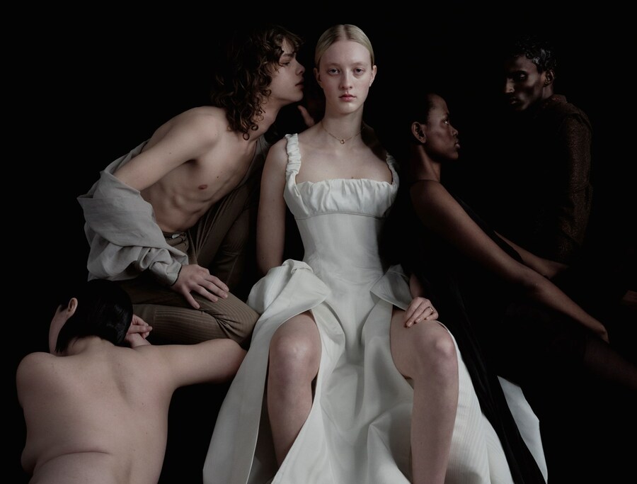 4. AN46_MF2_JuliaHetta_OlaEbiti_17