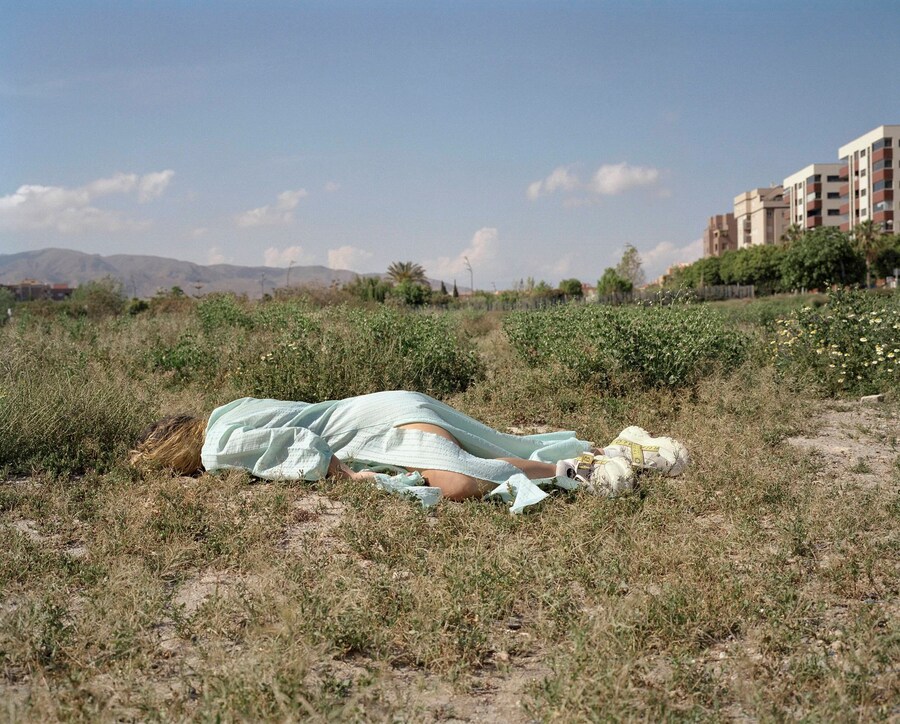L&#250;a Ribeira: Agony in the Garden