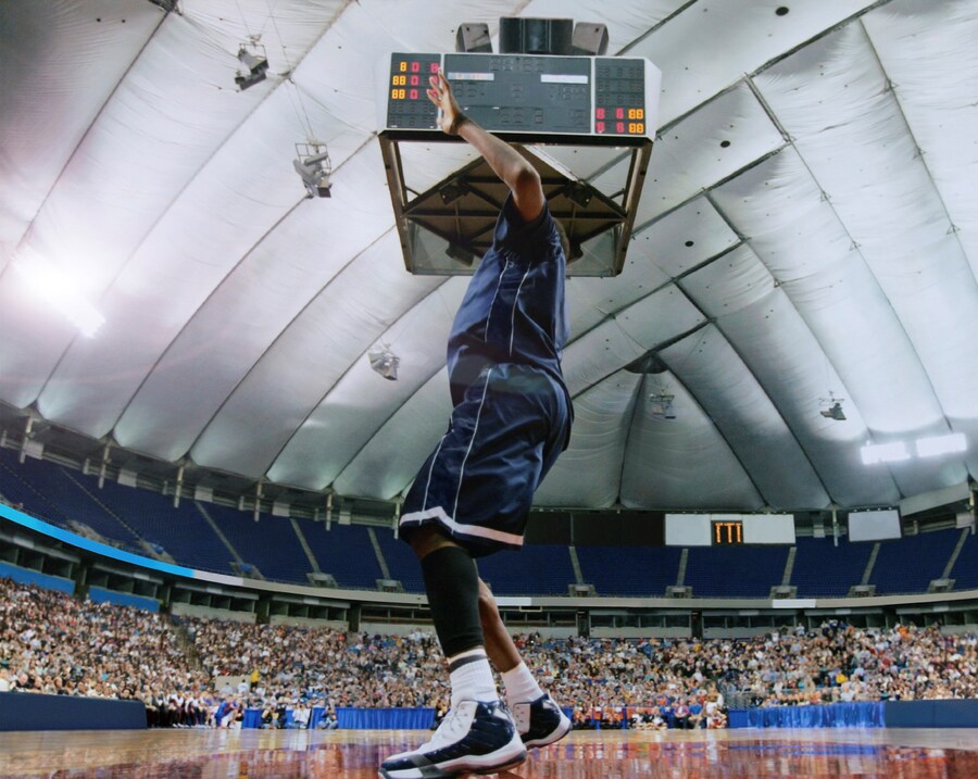 Paul Pfeiffer: Prologue to the Story of the Birth of Freedom