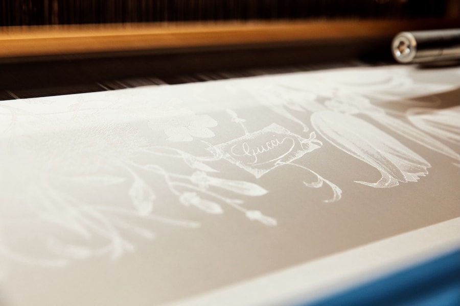 Gucci: The Art of Silk
