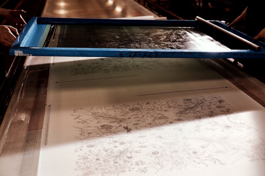 Gucci: The Art of Silk