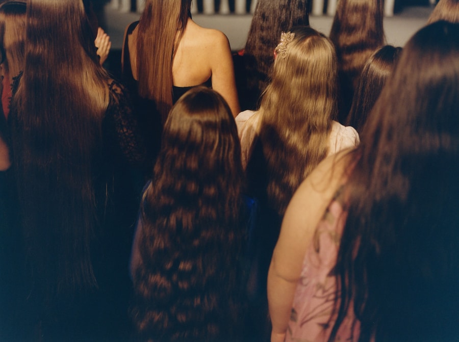 Plaukai by Francesca Allen