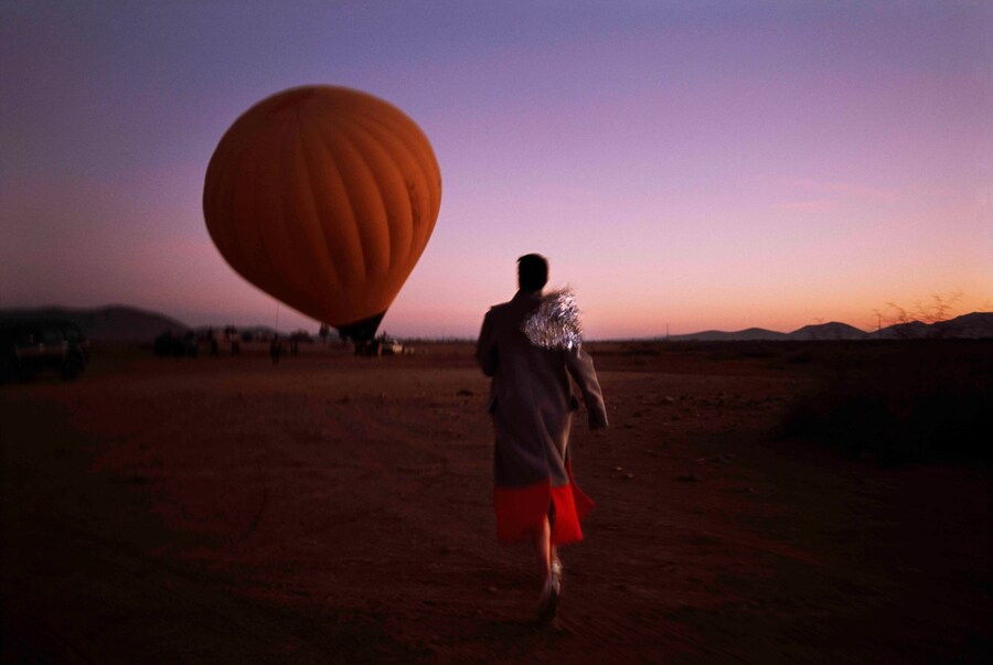 Travel to the Sun Zomer Vincent van de Wijngaard Imruh Asha