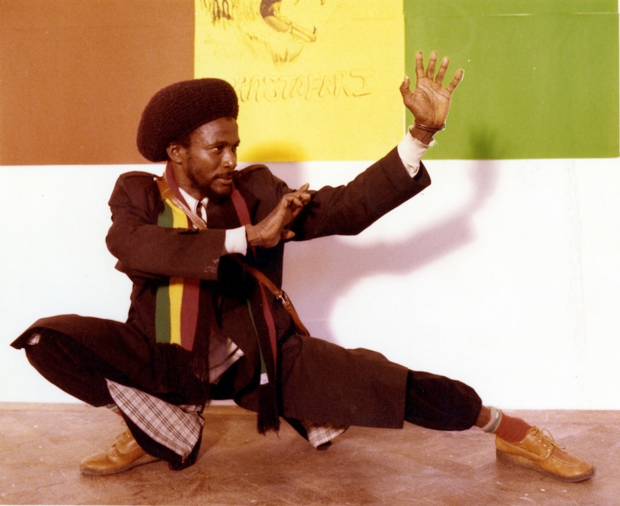 Dick Jewell: Retrospective at Grace&#39;s Mews DoBeDo