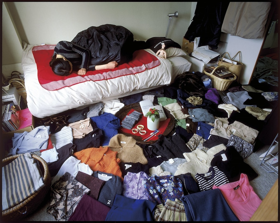 Happy Victims by Kyoichi Tsuzuki