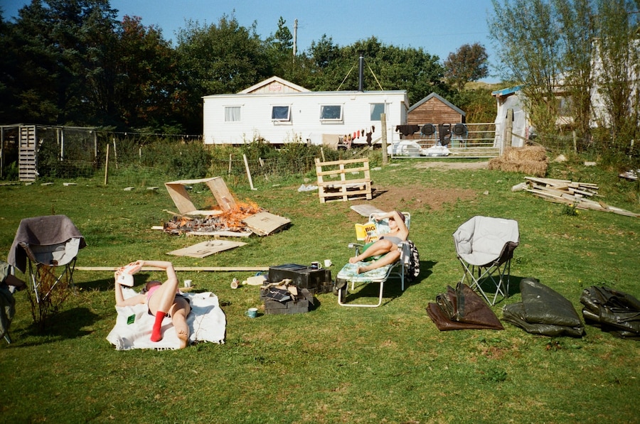 000033600011 For AnotherMag