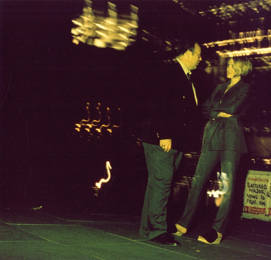 Stream, Sophy Rickett, Rut Blees Luxemburg, Pissing Women