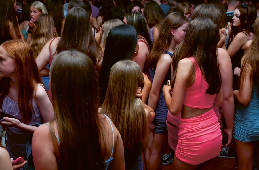 Girls: Boredom, Rebellion and Being In-Between at MoMu