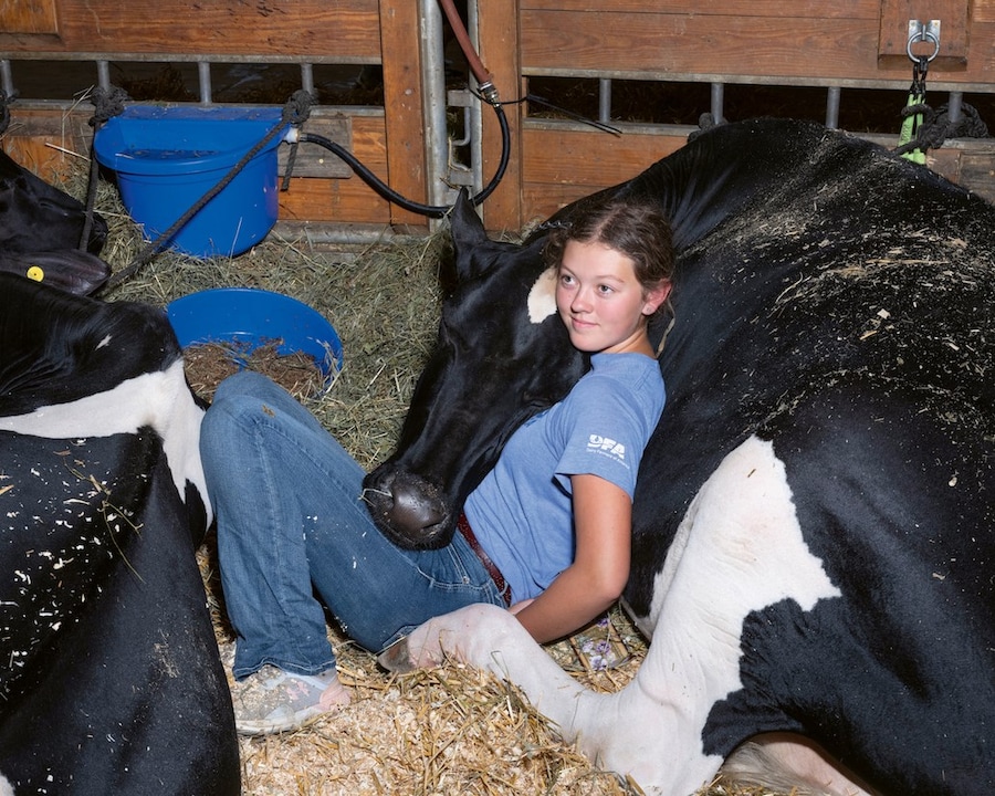 ManII04_COV4_AlecSoth_EllieGraceCumming_19