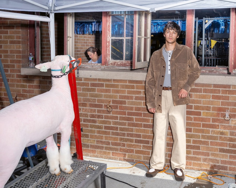 ManII04_COV4_AlecSoth_EllieGraceCumming_21