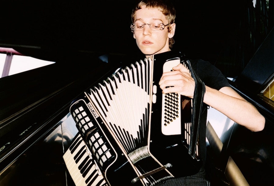 AN49_LOVES_LarissaHofmann_08